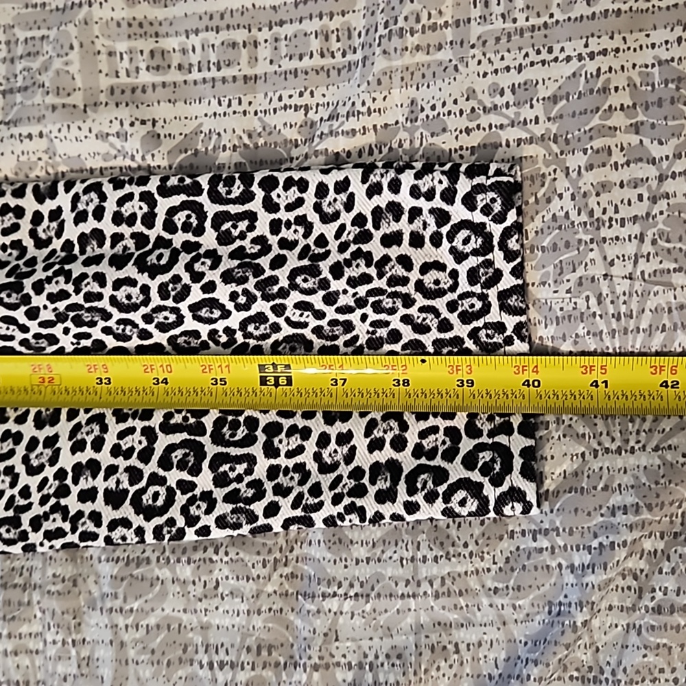 NWOT Michael Kors Cheetah Print Jeggings - Picture 10 of 13